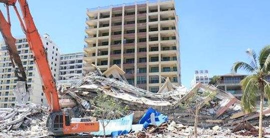 房屋拆除施工方案中應(yīng)該注意什么