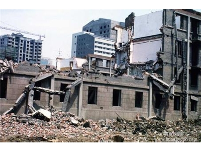 姑蘇敲墻砸墻電話高空拆除公司