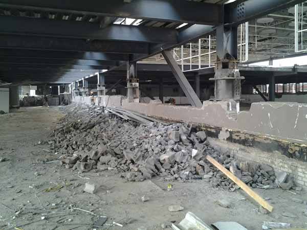 賓館墻地磚拆除